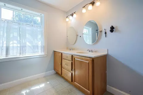 8 Whitins Rd # A, Sutton, MA 01590 photo 21