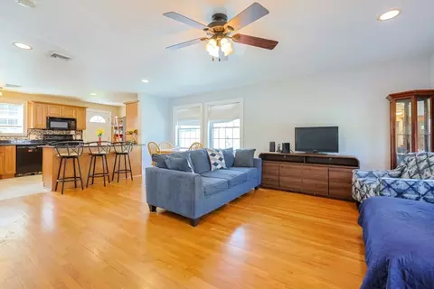 8 Whitins Rd # A, Sutton, MA 01590 photo 6