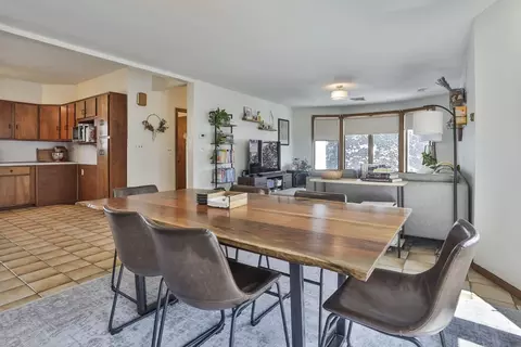 Dining - 20 Jackson Ave, Everett, MA 02149 photo 4 of 4