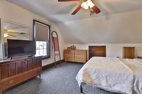 Bedroom - 20 Jackson Ave, Everett, MA 02149 photo 2 of 6