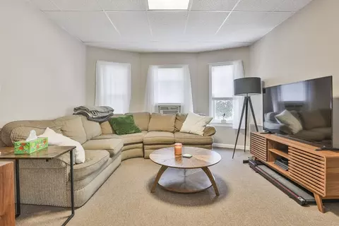 Living - 20 Jackson Ave, Everett, MA 02149 photo 4 of 5