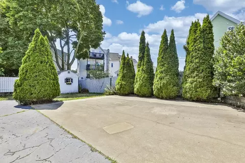 Exterior - 20 Jackson Ave, Everett, MA 02149 photo 5 of 6