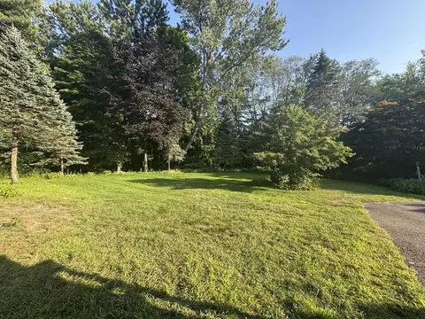 6 Ambler Ct, Natick, MA 01760