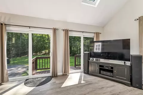 30 Lexington Dr, Hampstead, NH 03841 photo 13