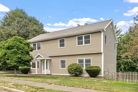 5 Christopher Ter, Peabody, MA 01960