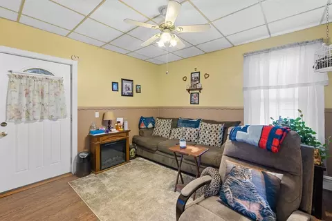 Living - 709 Maple St, Fall River, MA 02720 photo 1 of 3