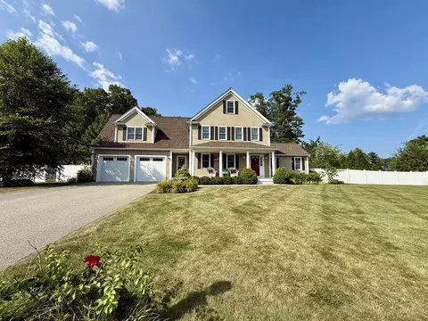 16 Seltsam Way, Pembroke, MA 02359
