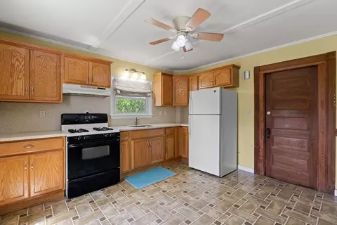7 Carter Rd, Braintree, MA 02184 photo 4