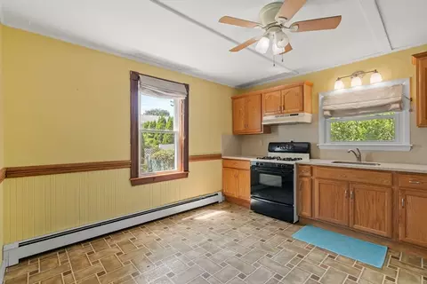 7 Carter Rd, Braintree, MA 02184 photo 3