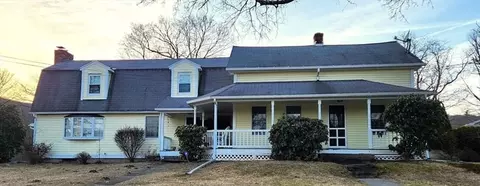 50 North Rd, Westfield, MA 01085