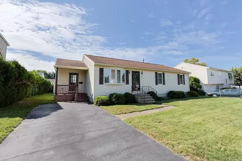868 Phillips Rd, New Bedford, MA 02745