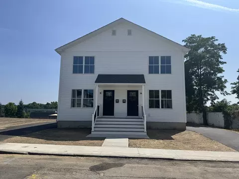 91-93 Melrose St, Springfield, MA 01109