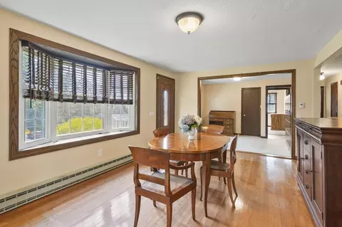 Dining - 4 Chestnut Dr, Webster, MA 01570 photo 1 of 2