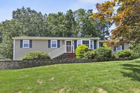 Exterior - 4 Chestnut Dr, Webster, MA 01570 photo 2 of 11