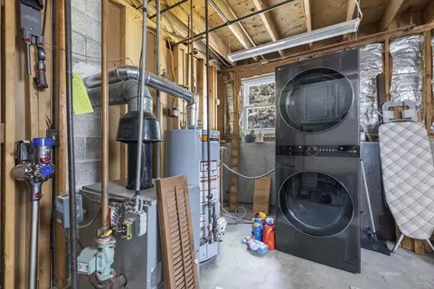 79 Reservoir St, Fall River, MA 02723 photo 18