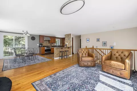 79 Reservoir St, Fall River, MA 02723 photo 6