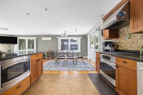 79 Reservoir St, Fall River, MA 02723 photo 5