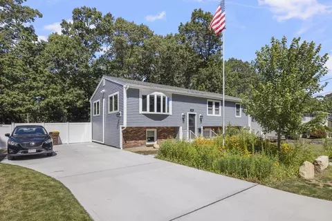 79 Reservoir St, Fall River, MA 02723 photo 2