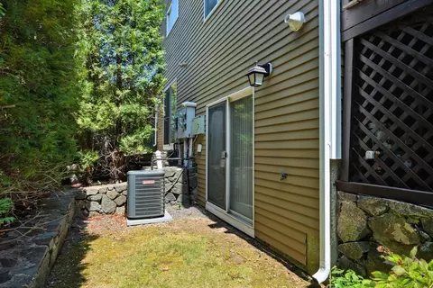 13 Eclipse Ln #13, Salem, MA 01970 photo 38