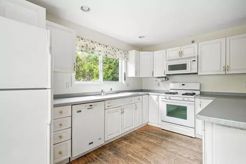 13 Eclipse Ln #13, Salem, MA 01970 photo 4