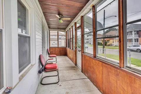 96 Lyons St, Springfield, MA 01151 photo 6