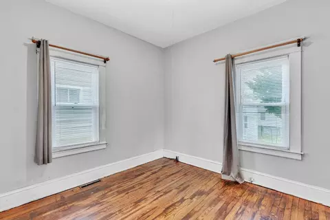 96 Lyons St, Springfield, MA 01151 photo 22