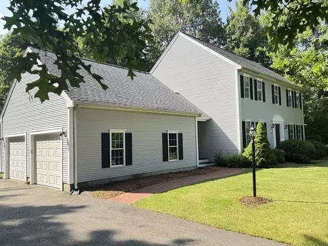 48 Ridge Rd, Raynham, MA 02767 photo 2