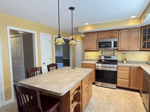 48 Ridge Rd, Raynham, MA 02767 photo 14