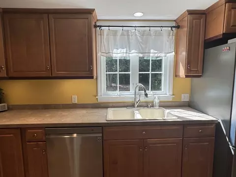 48 Ridge Rd, Raynham, MA 02767 photo 12