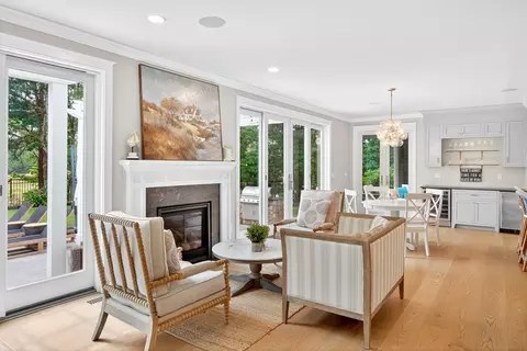 27 Prestwick Ln, Mashpee, MA 02649 photo 11