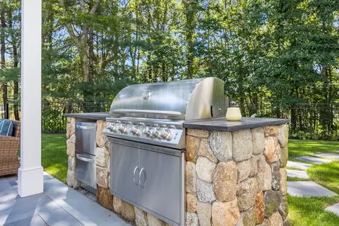 27 Prestwick Ln, Mashpee, MA 02649 photo 35