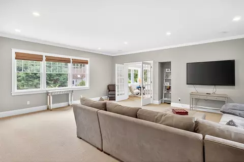 27 Prestwick Ln, Mashpee, MA 02649 photo 17