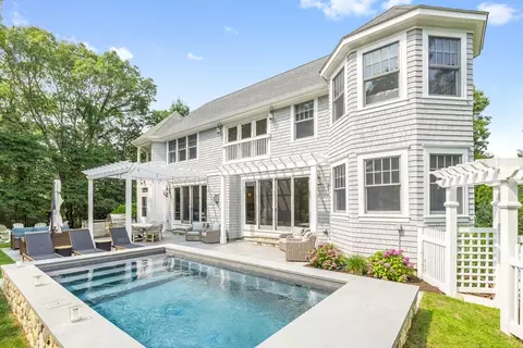 27 Prestwick Ln, Mashpee, MA 02649 photo 37