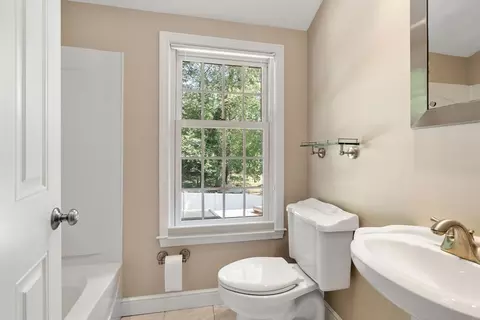 Bath - 1 Eric Dr, Saugus, MA 01906 photo 4 of 4