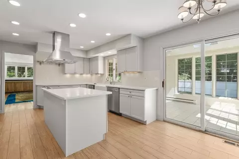 Kitchen - 1 Eric Dr, Saugus, MA 01906 photo 5 of 5
