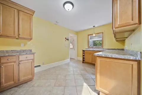 11 Warren, Georgetown, MA 01833 photo 11