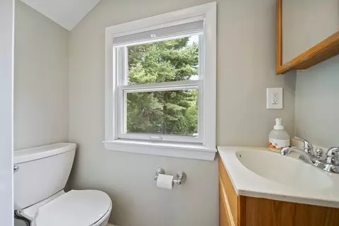 11 Warren, Georgetown, MA 01833 photo 26