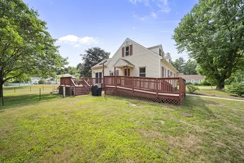 11 Warren, Georgetown, MA 01833 photo 3