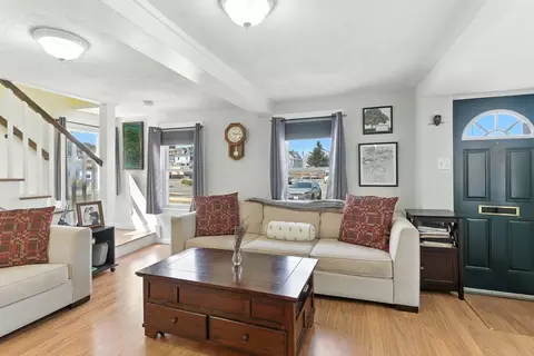 13 Maplewood Ave, Gloucester, MA 01930 photo 10