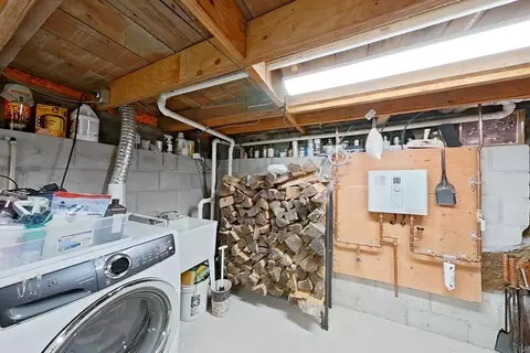13 Maplewood Ave, Gloucester, MA 01930 photo 24