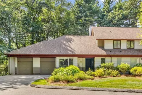 1 Apple Valley Dr #1, Sharon, MA 02067