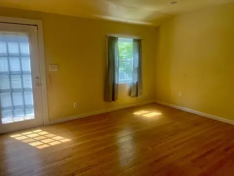 Living - 69 Keddy St, Springfield, MA 01109 photo 3 of 3