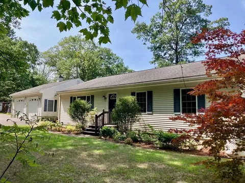 83 Hastings Heights Rd, Warwick, MA 01378