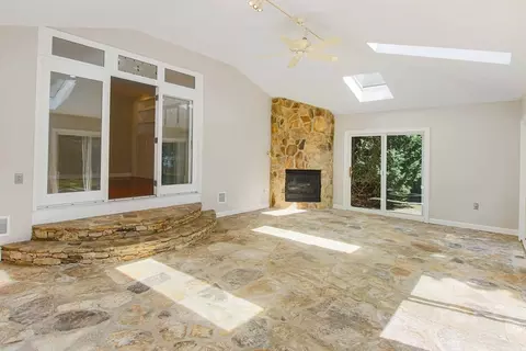 50 Highland View Dr, Sutton, MA 01590 photo 17
