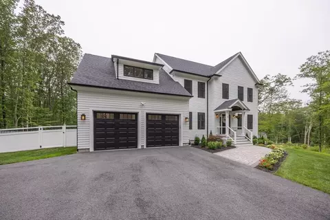 2 Ledgestone Rd, Douglas, MA 01516 photo 3