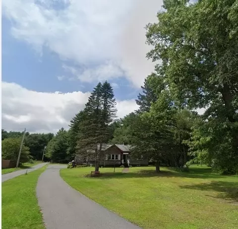 10 12 Worcester, Taunton, MA 02780