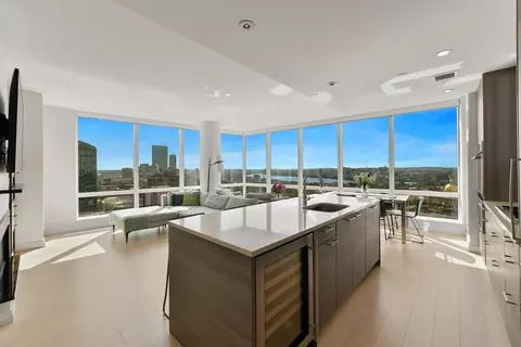 1 Franklin St #2903, Boston, MA 02110