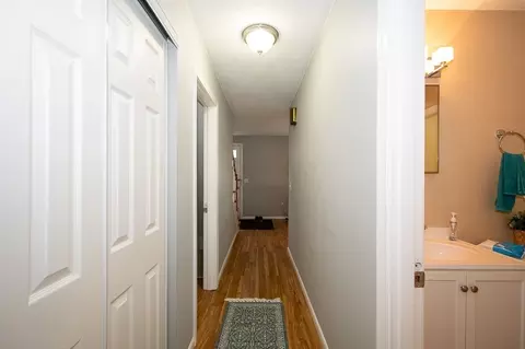 66 Locust Ave, Worcester, MA 01604 photo 19