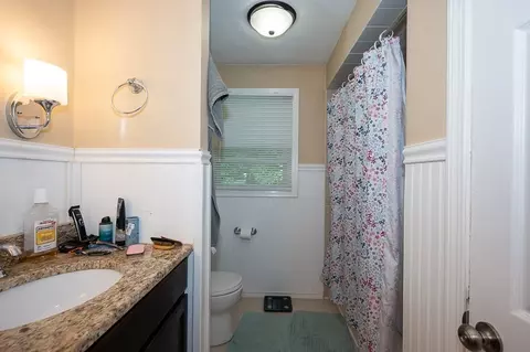 66 Locust Ave, Worcester, MA 01604 photo 29