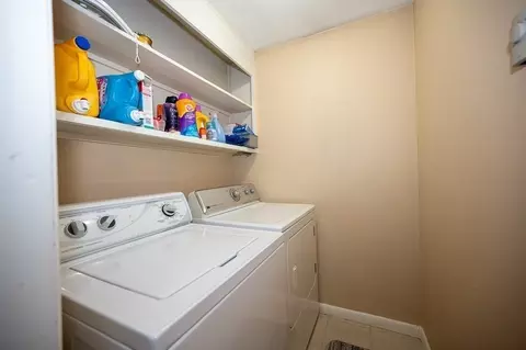 66 Locust Ave, Worcester, MA 01604 photo 16